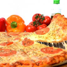 Фуд-съемка пиццы для печатной рекламы